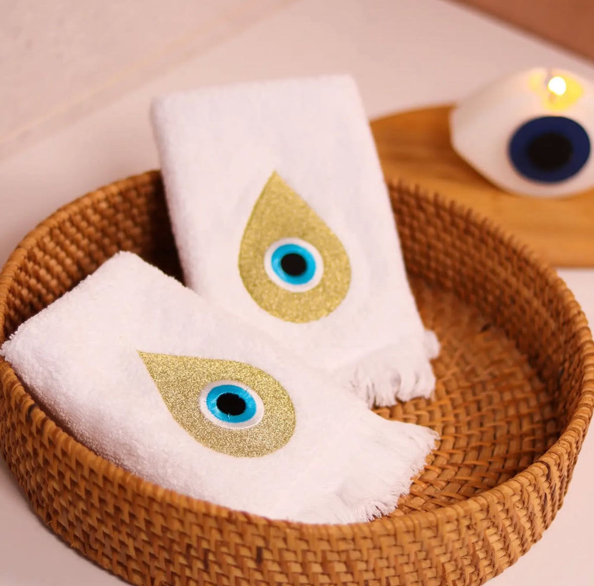 Golden drop guest towels