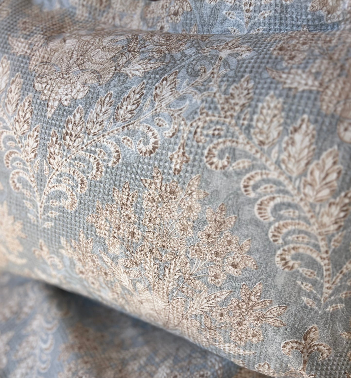 Blue printed coverta