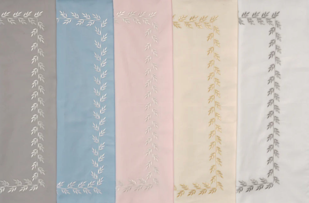 Goldi bed sheet set