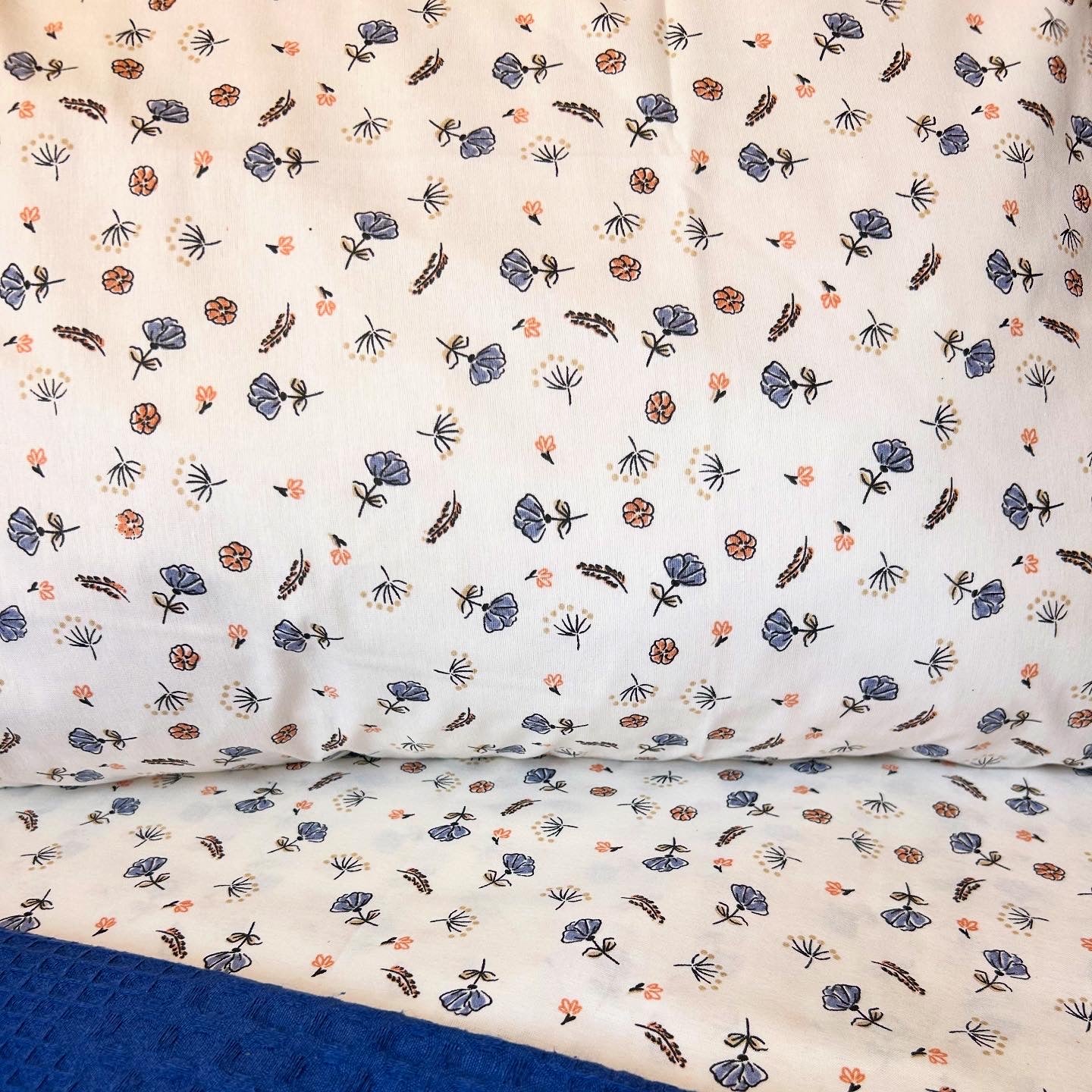 Blue baby flower bed sheet set