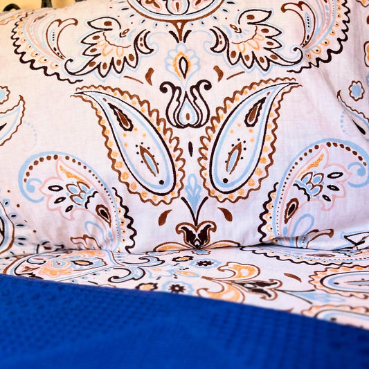 Paisley bed sheet set