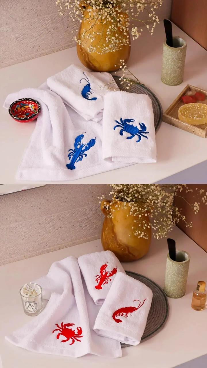 Claws guest towels