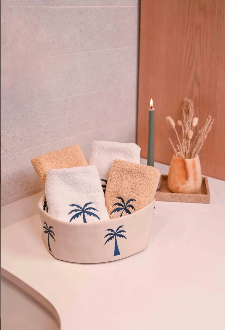 Blue Palm towels