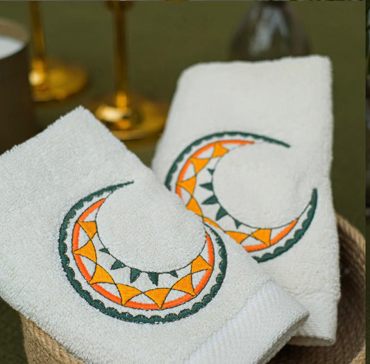 Radiant crescent guest towels