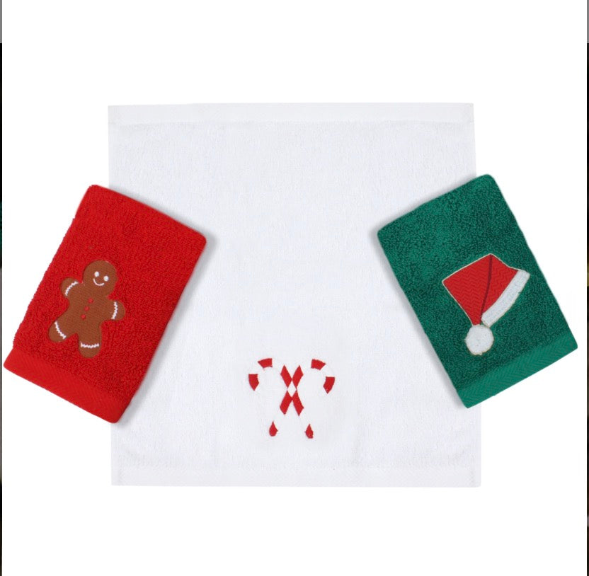 Holiday cheers guest towels