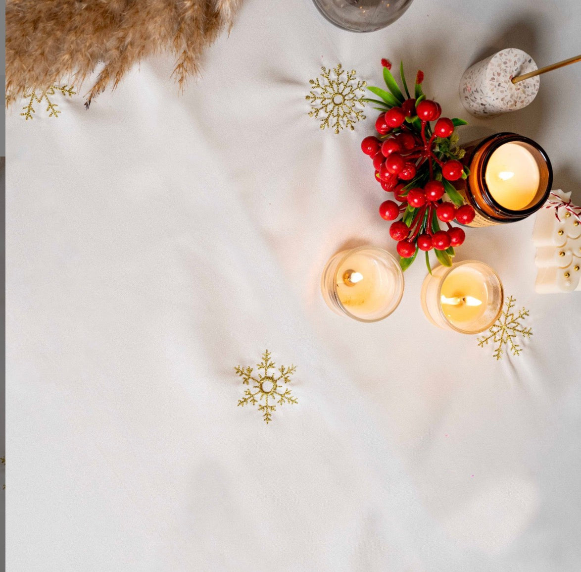 Snowflake tablecloth