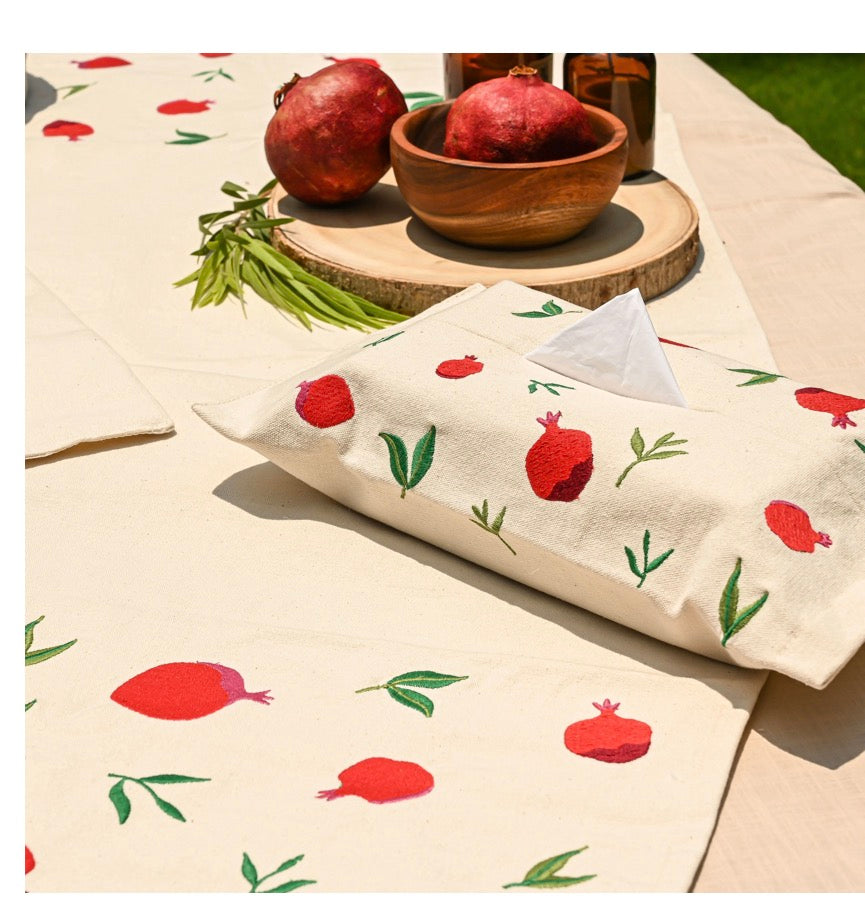 Pomegranate tissue cover