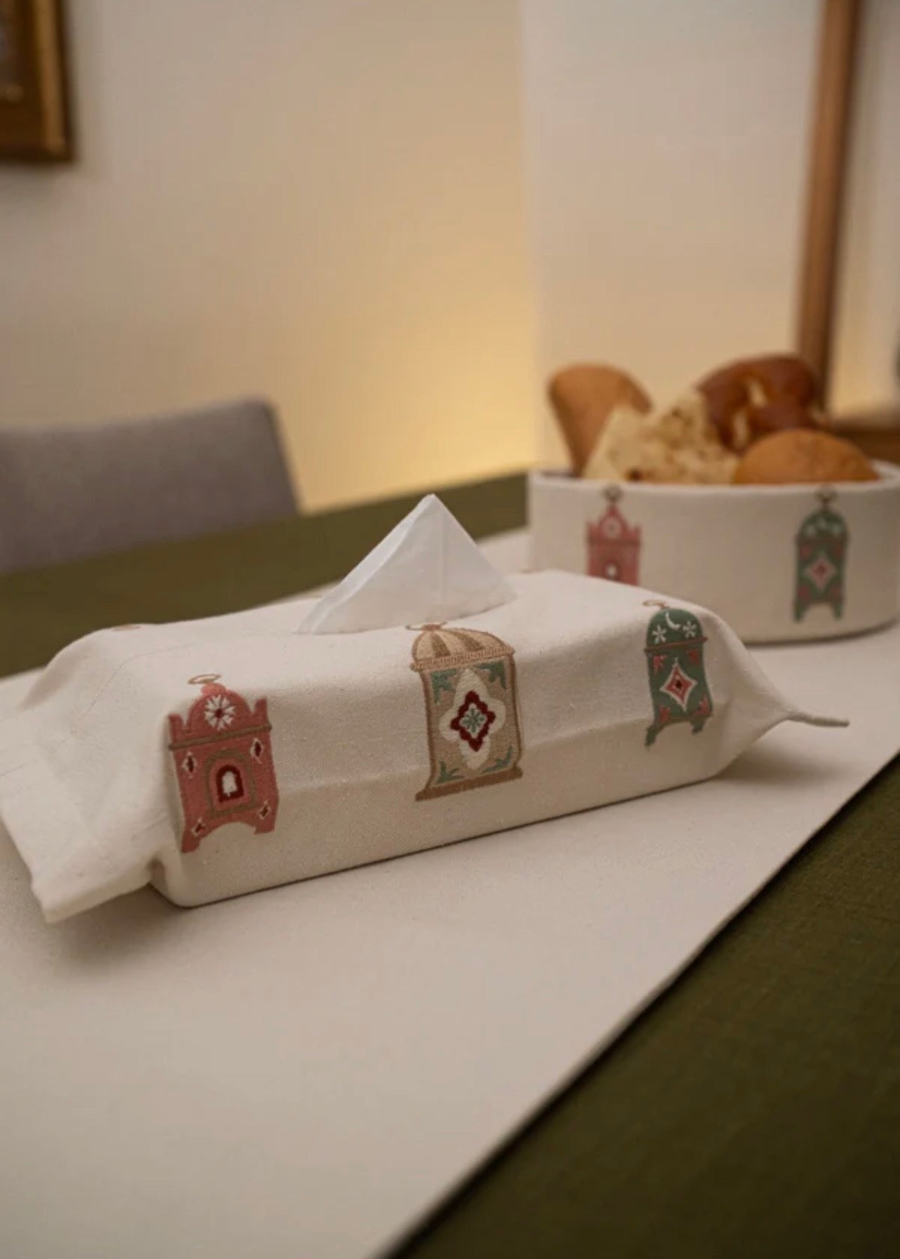 Pastel lantern tissue cover