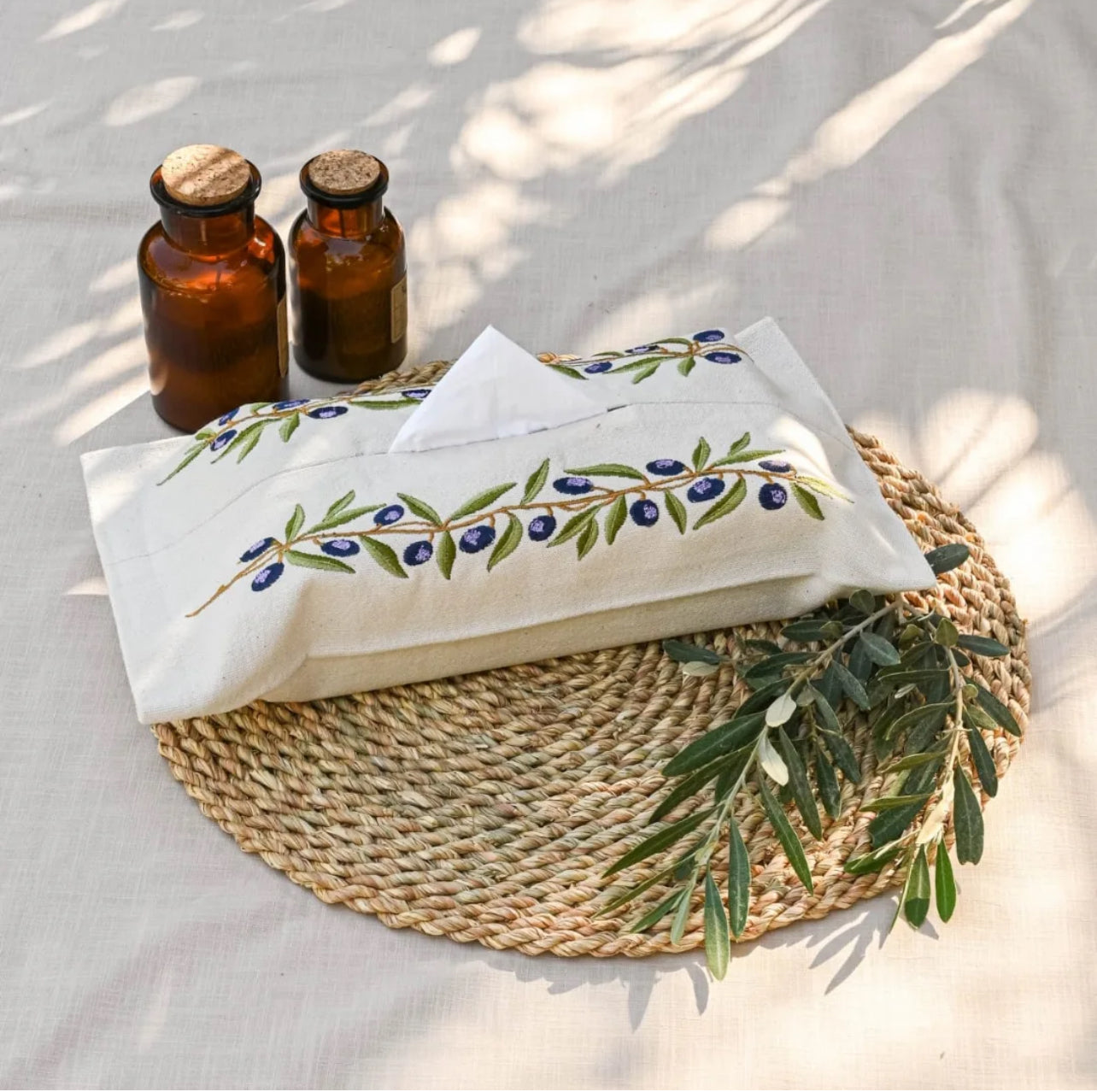 Olive branch tissue cover