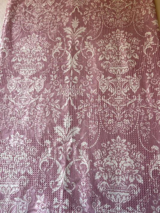 Old pink printed coverta