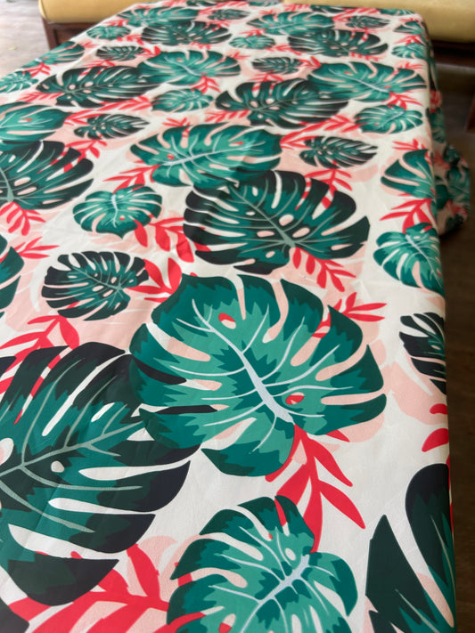 Jungle waterproof table cover