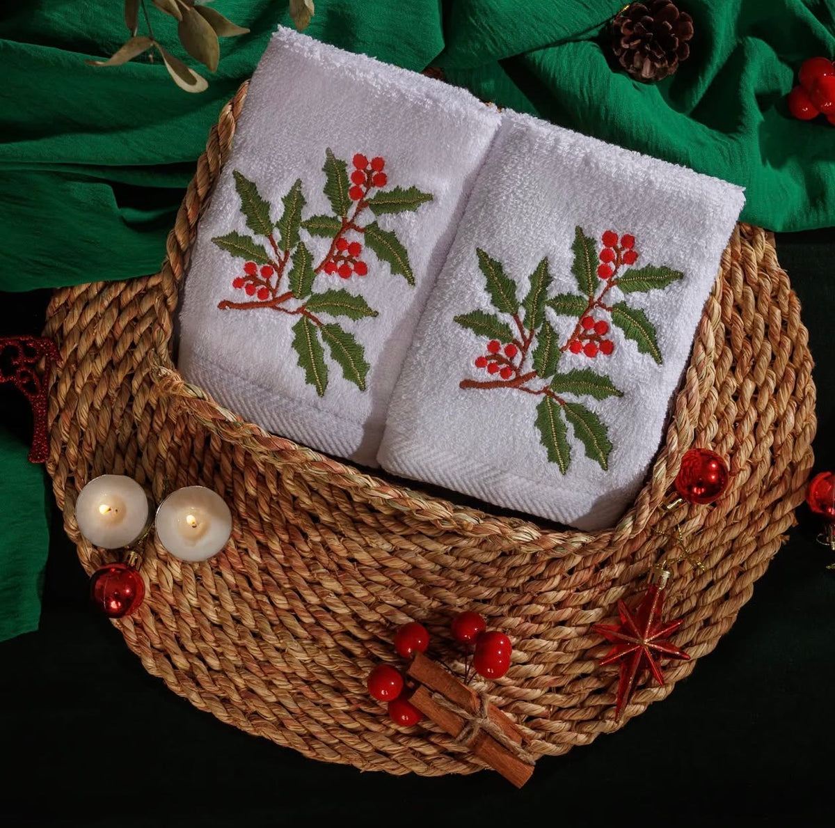Winterberry guest towels set