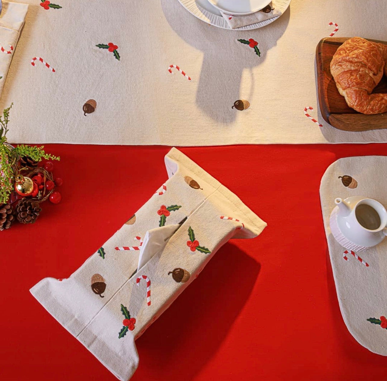 Tis The Season tissue cover