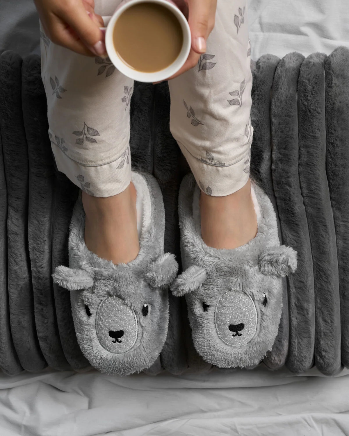 Fluffy winter slipper