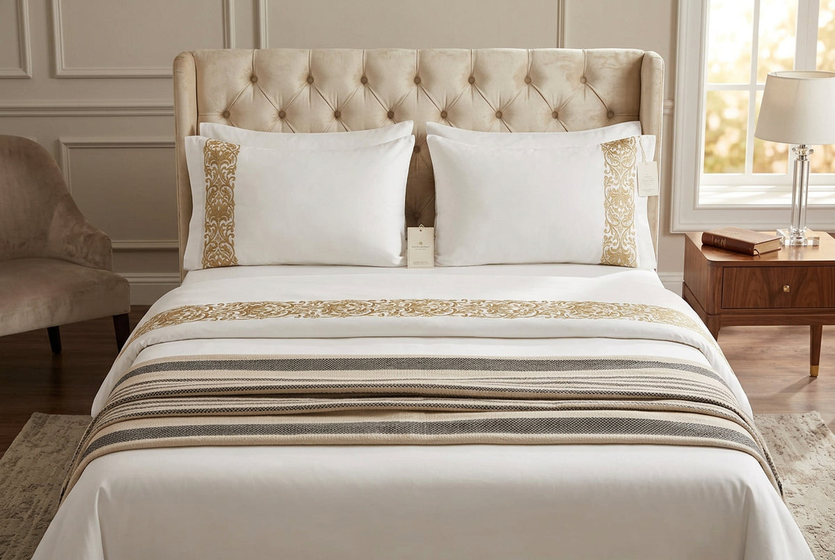 Golden flower bed sheet set