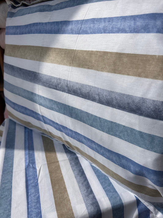 Blue stripped bed sheet set