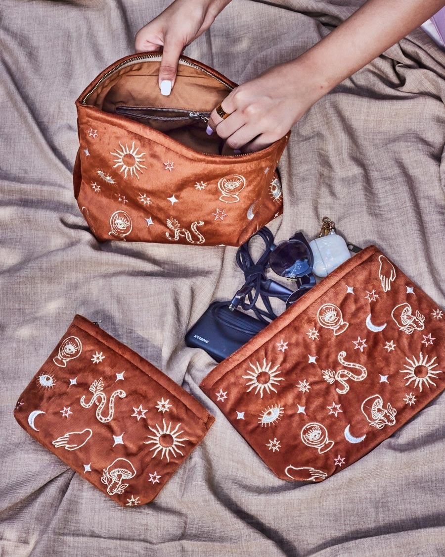 Celestial Pouch