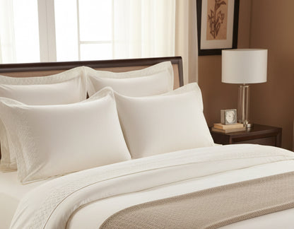 Lace bed sheet set