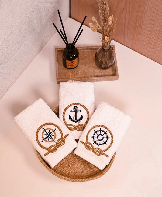 Cruise guest towels