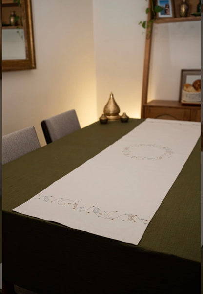 Fawanees table runner