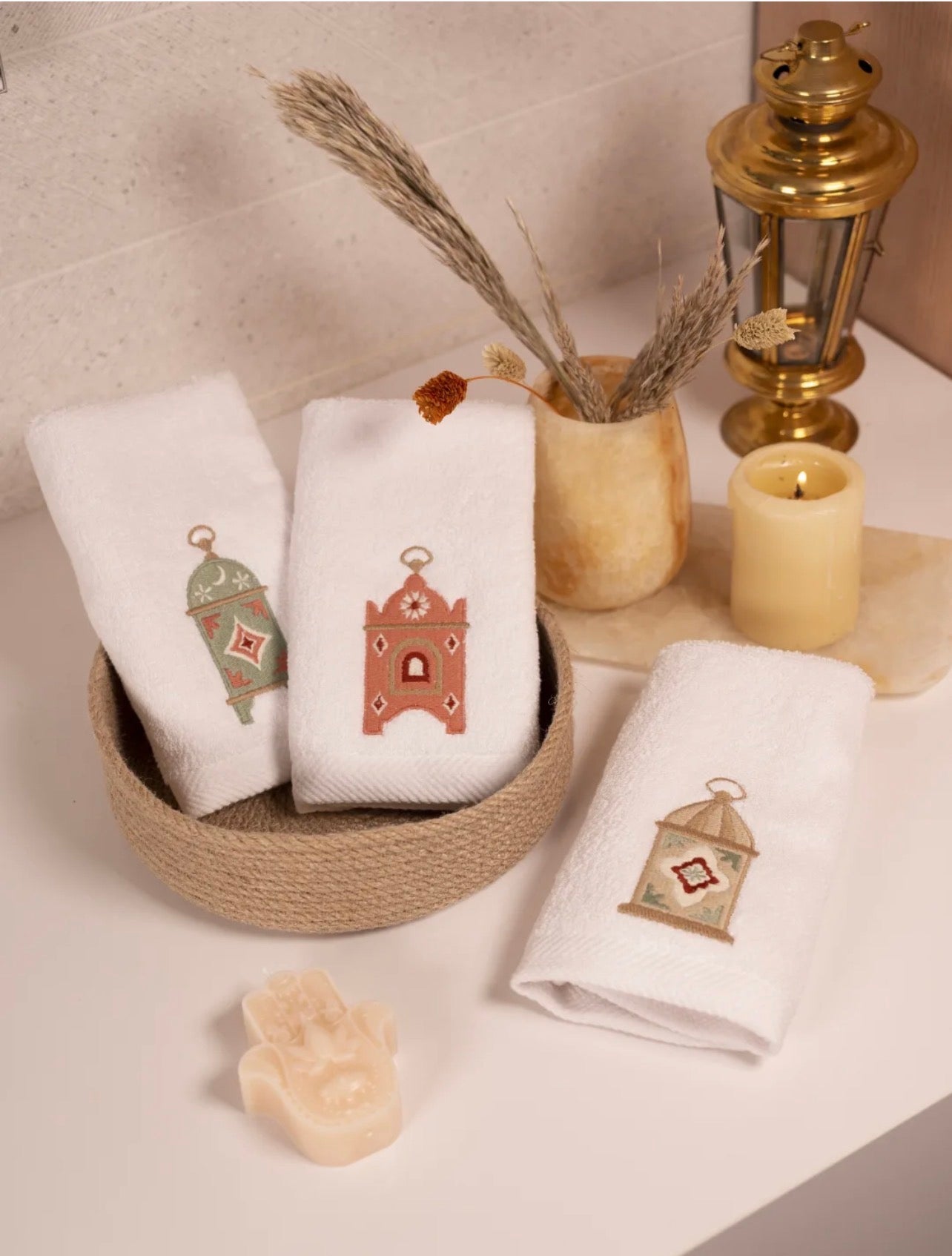 Pastel lanterns guest towels