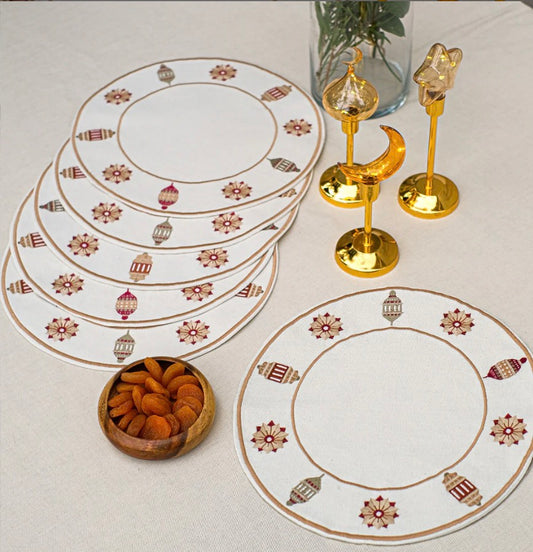 Earthy lantern placement set