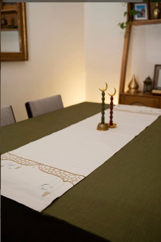 Mashrabiyah lights table runner