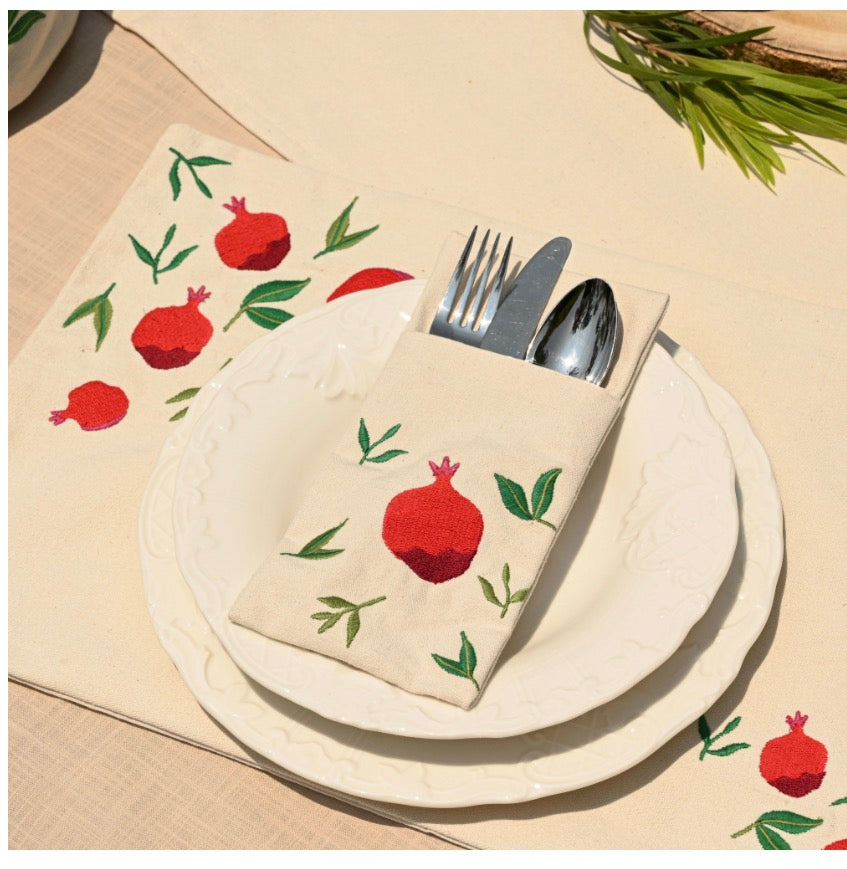 Pomegranate utensils pockets