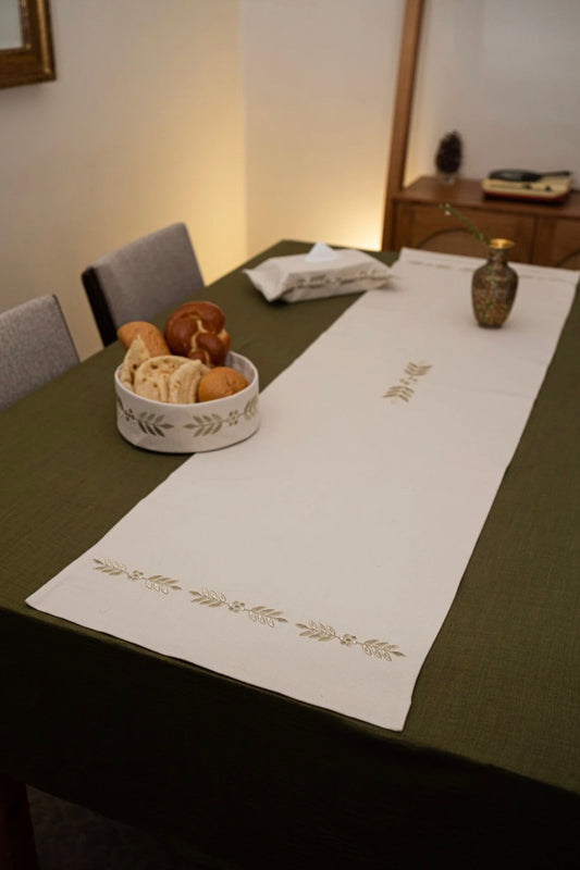 Waha table runner