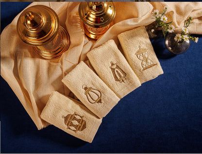 4 lanterns guest towels set