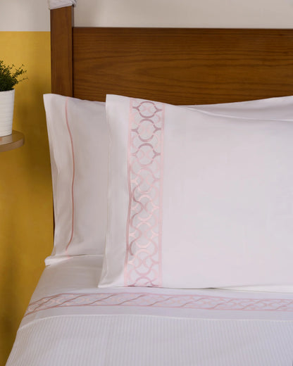 Chain bed sheet