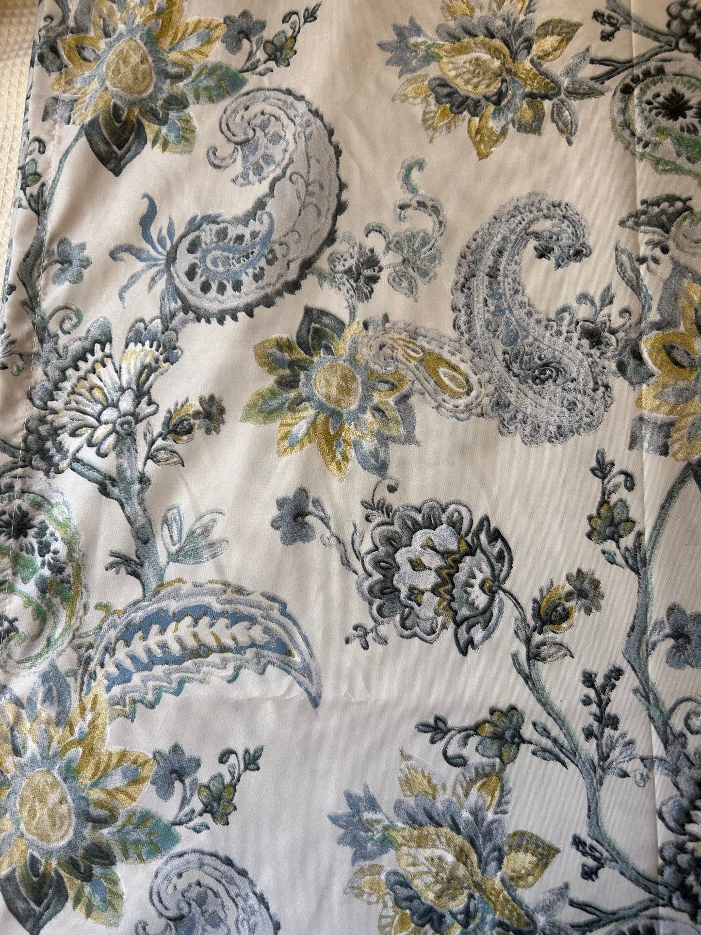Blue paisley bedsheet sets