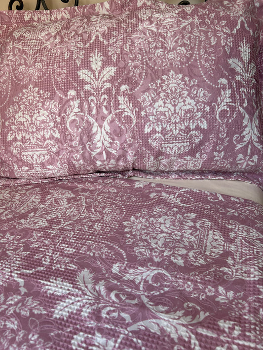 Old pink printed coverta