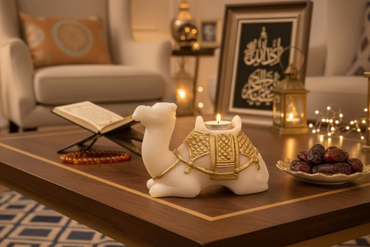 Camel candle