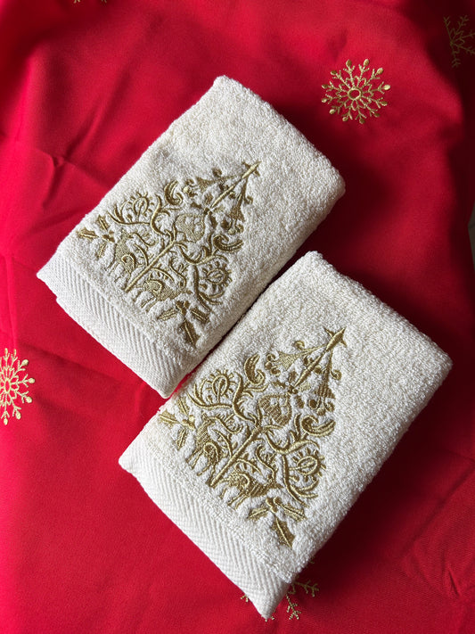 Christmas tree guest towels