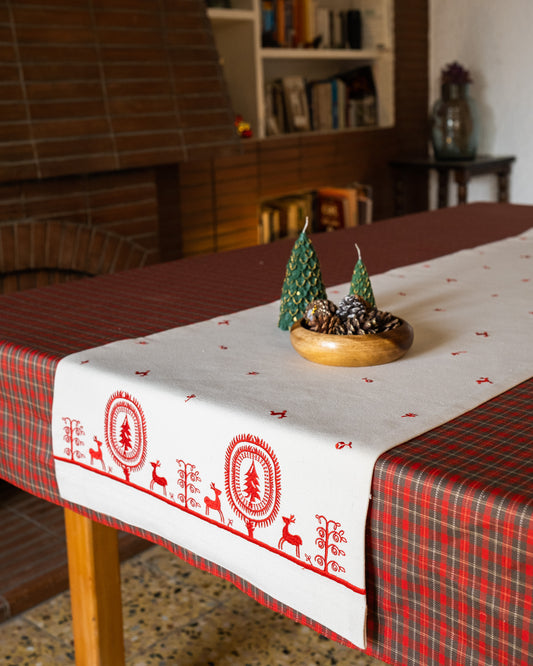 Deer Garden Table runner
