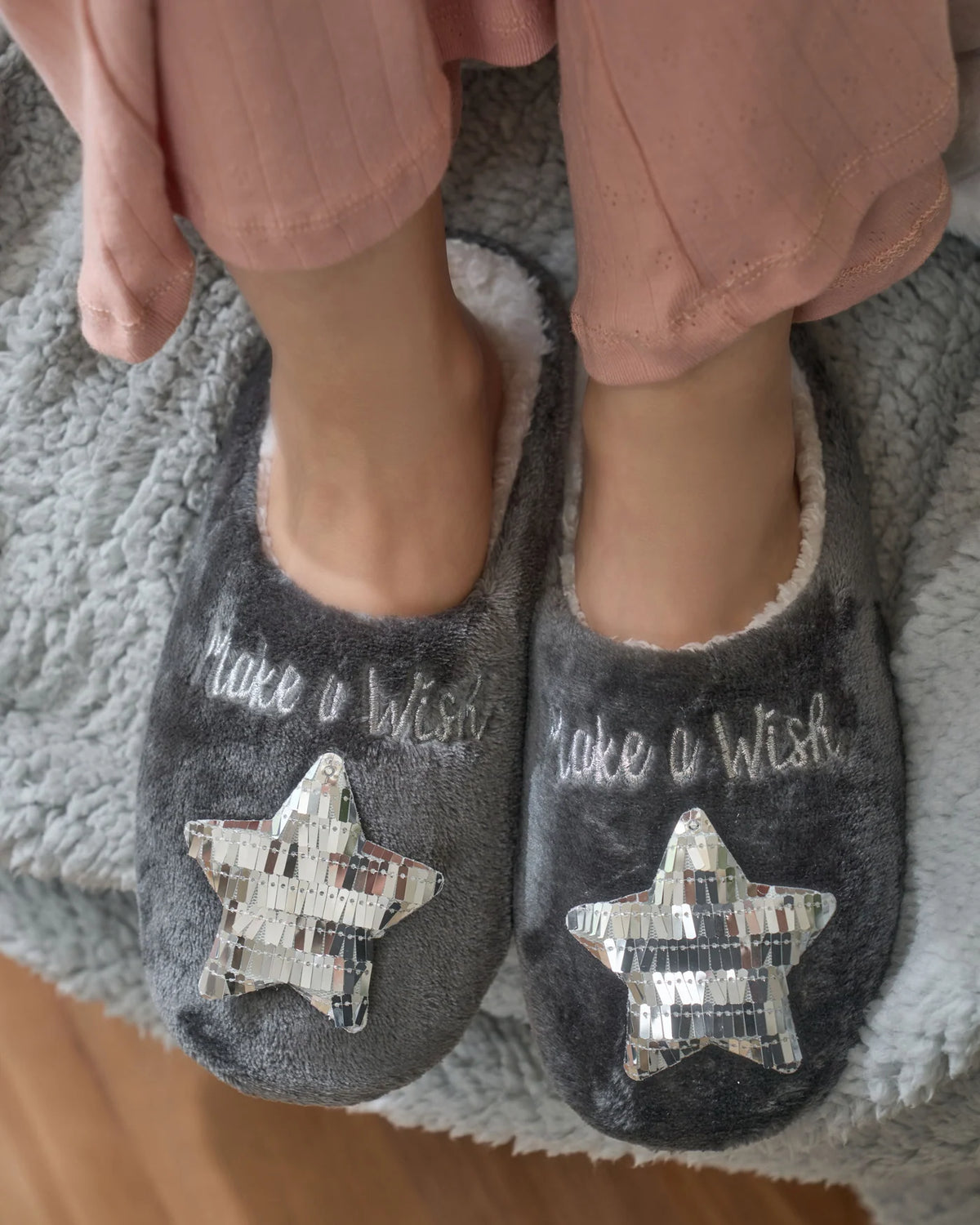 Grey wish winter slipper