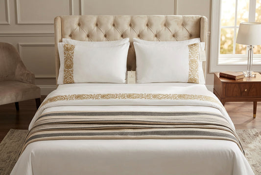 Golden flower bed sheet set